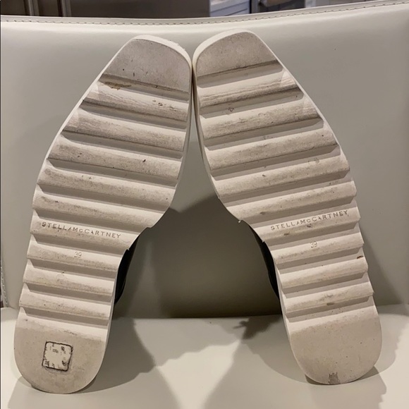 Stella McCartney Black Leather Platform Sneaker - Picture 4 of 7